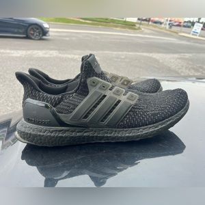 (SOLD) Adidas Ultra Boost 3.0 Triple Black (Sz: 11)